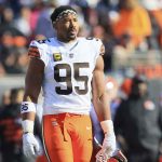 迈尔斯·加勒特 (Myles Garrett) 对吉姆·施瓦茨 (Jim Schwartz) 的戏剧反应完美